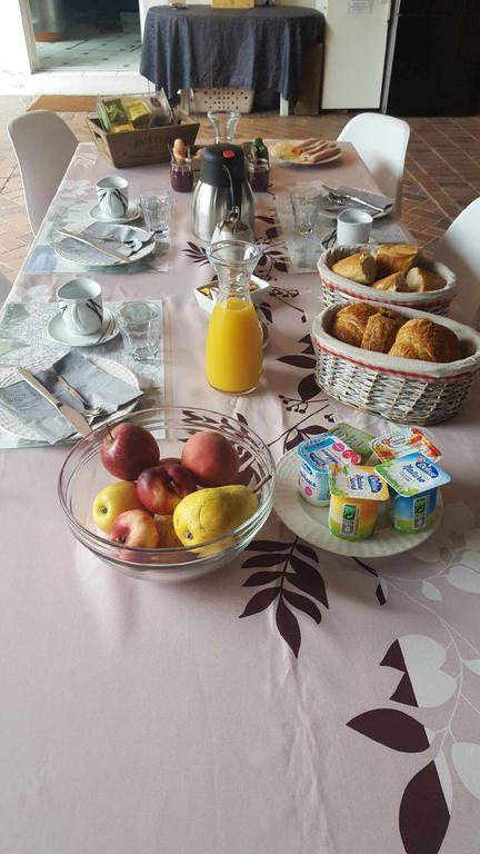 Le Relais De St Martin Bed & Breakfast Rilly-la-Montagne Eksteriør bilde